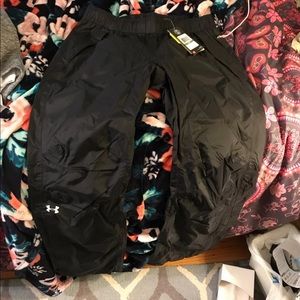 NWT Under Armour waterproof/windproof black pants.